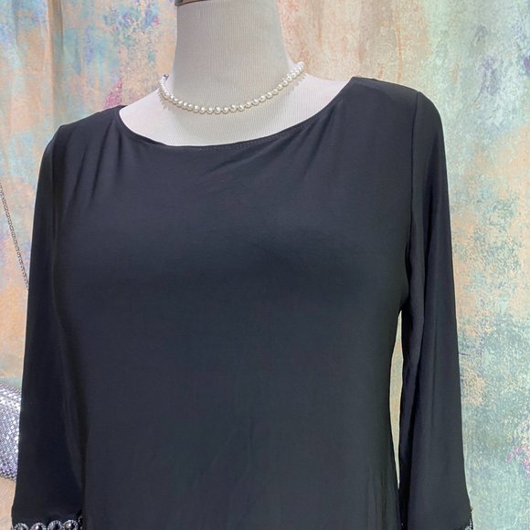 📌Tiana B. 70s Style Beaded Trim Shift Dress - Picture 3 of 12